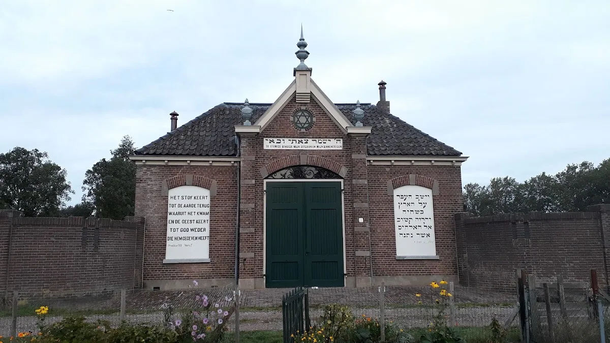 Joodse Begraafplaats Zutphen — photo 3