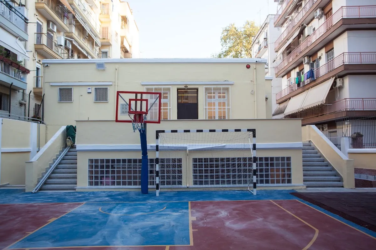 Joseph Nisim Jewish Primary School — foto 5