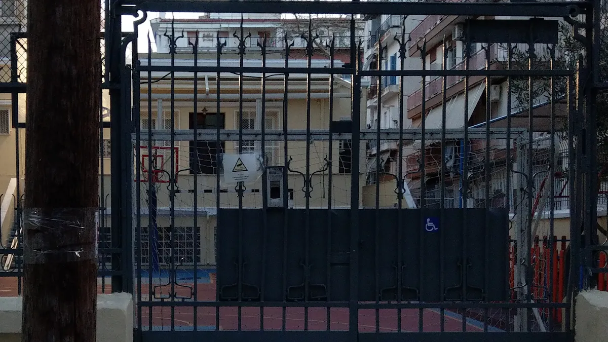 Joseph Nisim Jewish Primary School — foto 9
