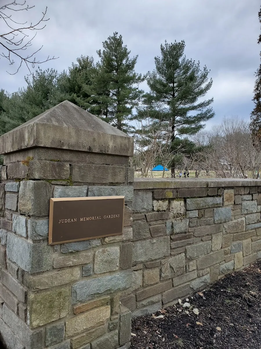 Judean Memorial Gardens / Cemetery — foto 9