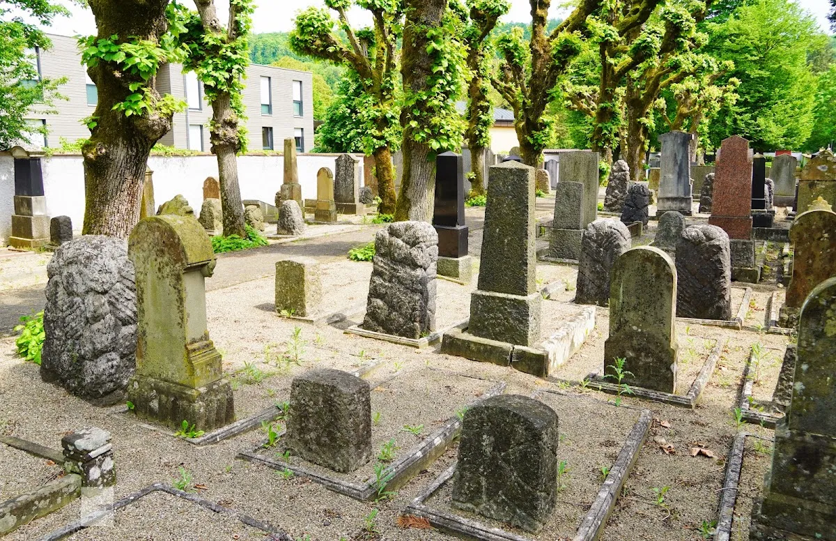 Jüdischer Friedhof Brombacher Straße — foto 2