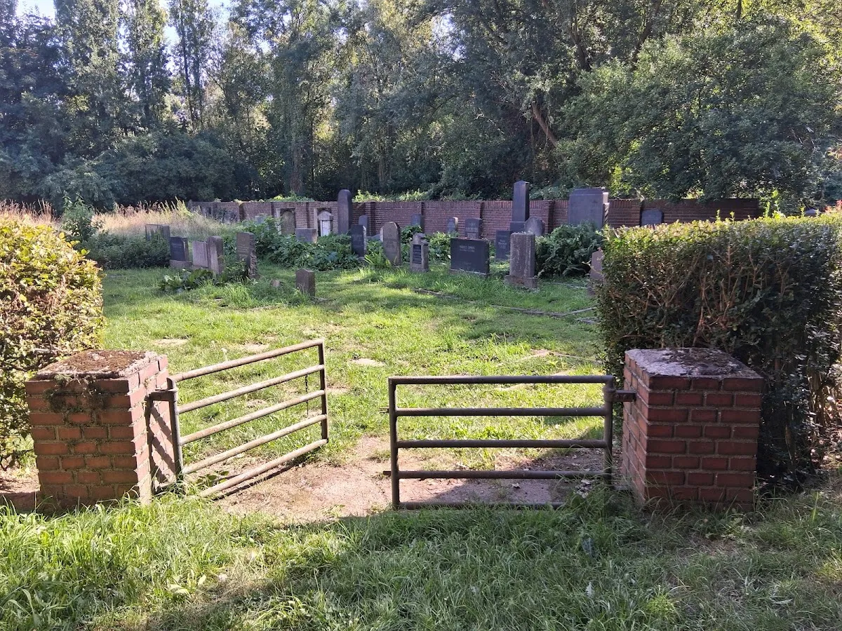 Jüdischer Friedhof Duisburg — photo 3