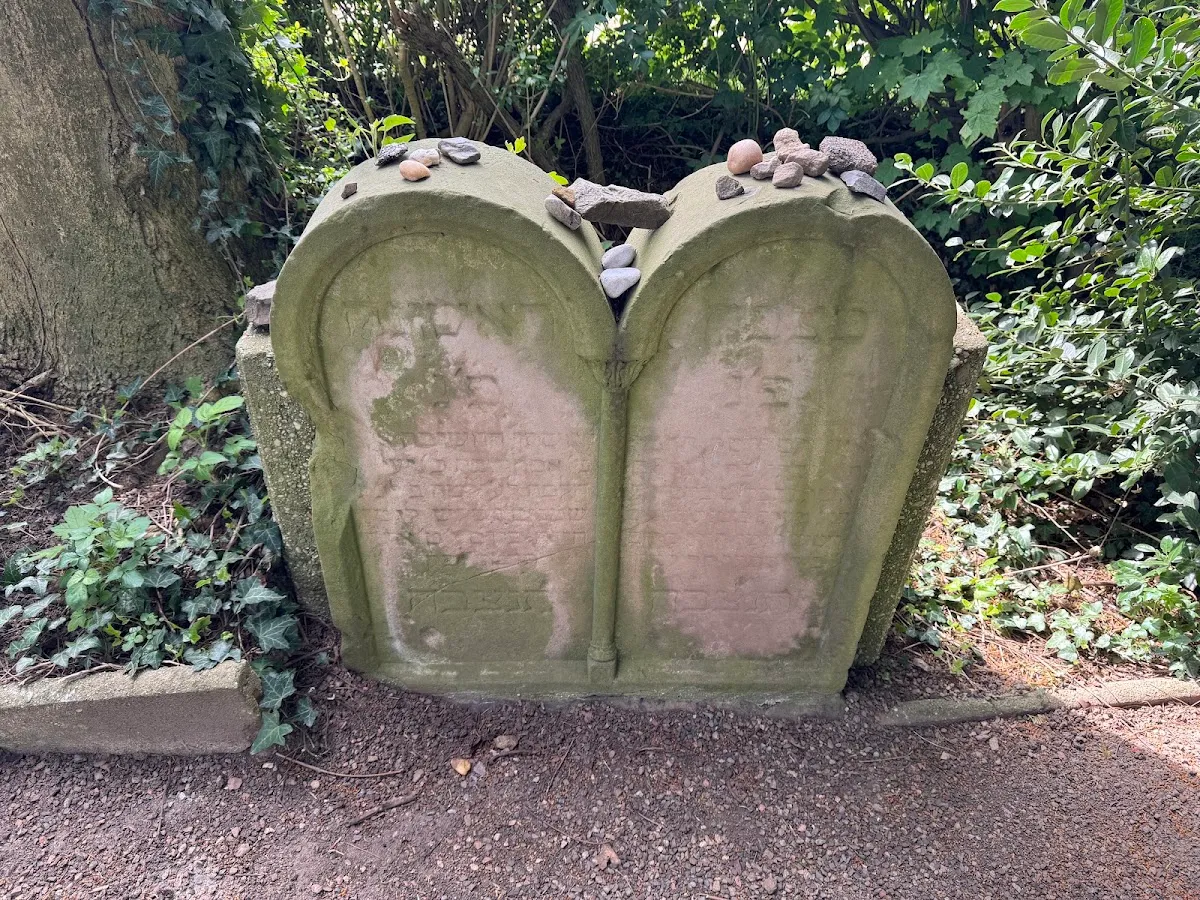 Jüdischer Friedhof Haaren — foto 4