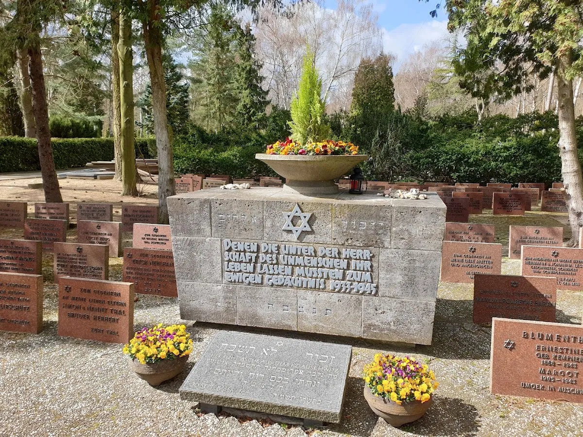 Jüdischer Friedhof Heerstraße/Scholzplatz — foto 2