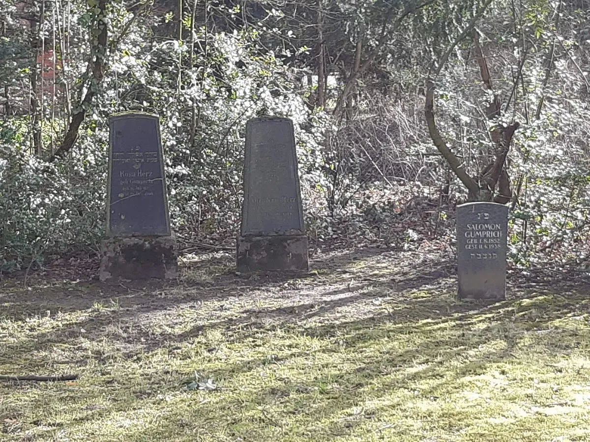 Jüdischer Friedhof Kaiserswerth — photo 2