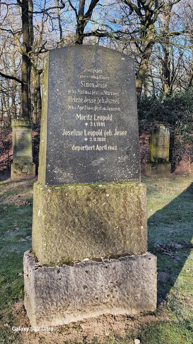 Jüdischer Friedhof Lank-Latum — foto 6