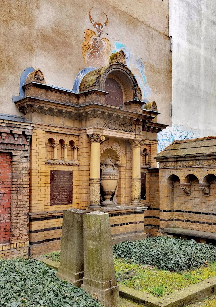 Jüdischer Friedhof Schönhauser Allee — foto 7