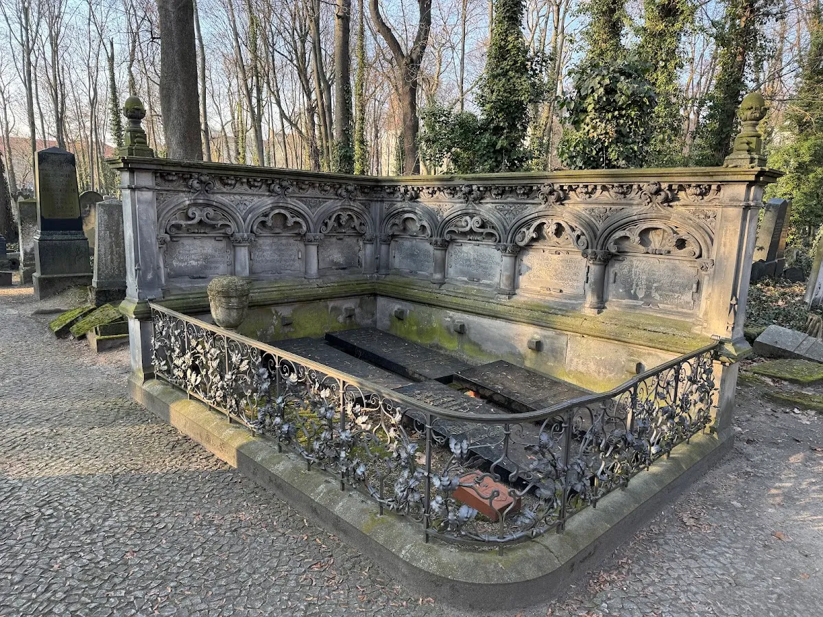 Jüdischer Friedhof Schönhauser Allee — foto 8