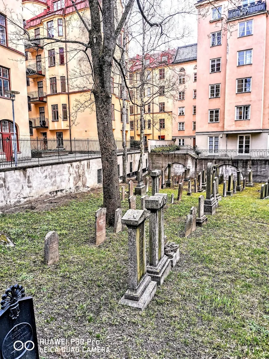 Judiska begravningsplatsen Aronsberg — photo 7