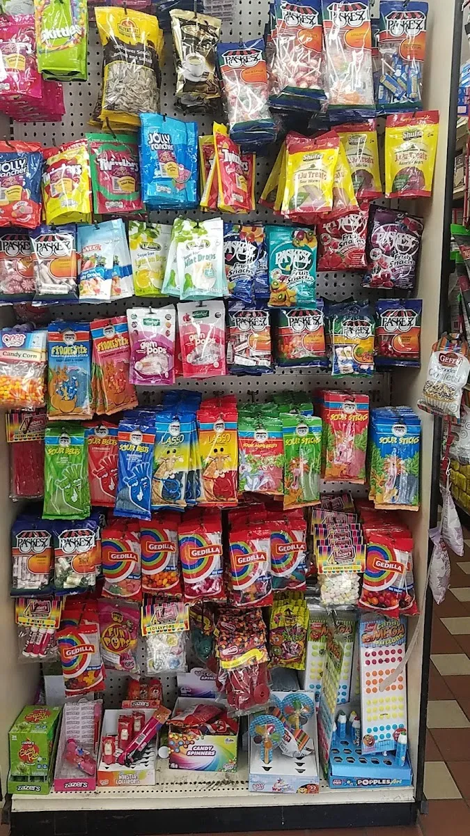 Kaffs Grocery & Bakery — photo 3