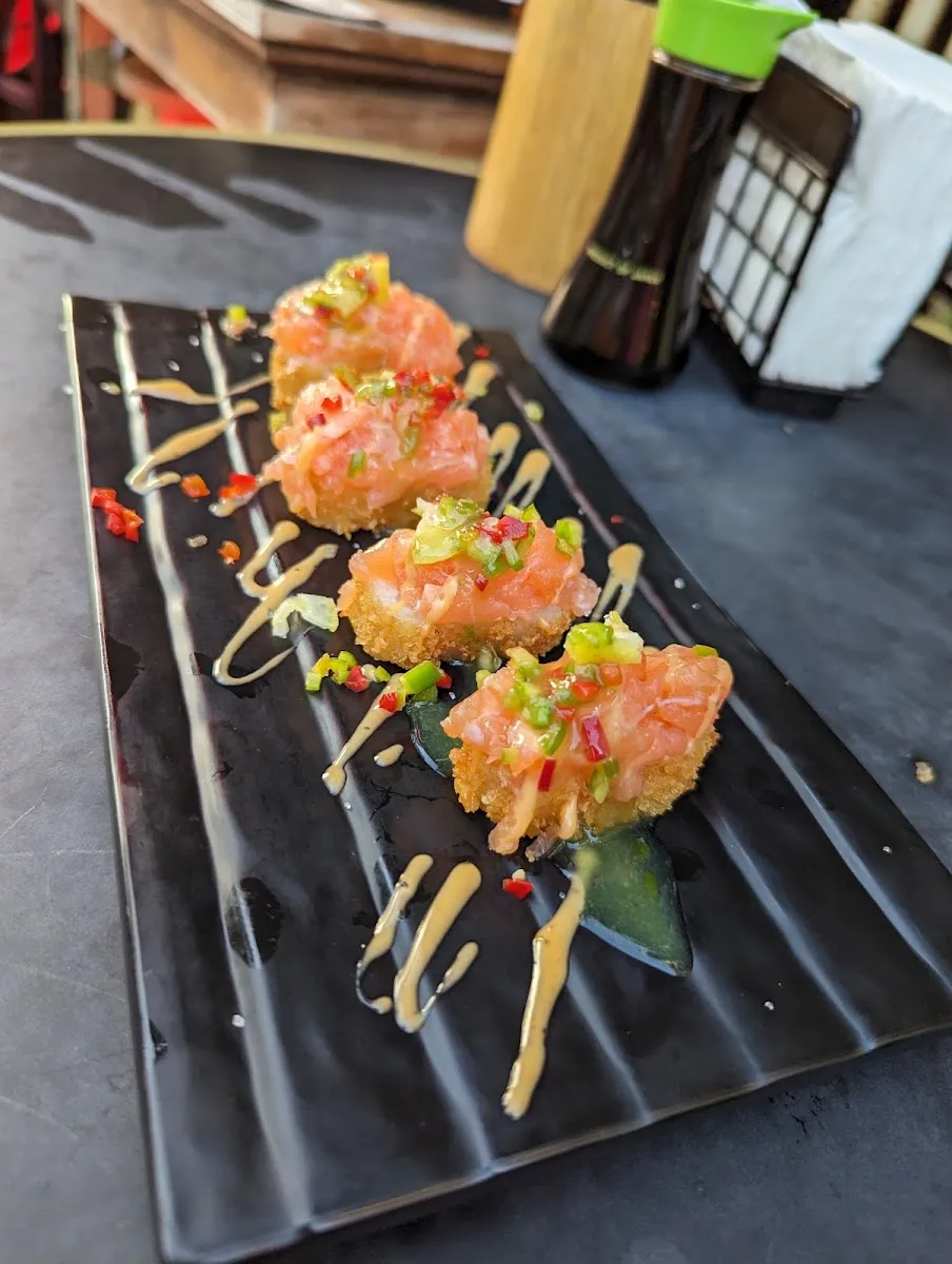 Kanki Sushi Wine Bar — photo 4