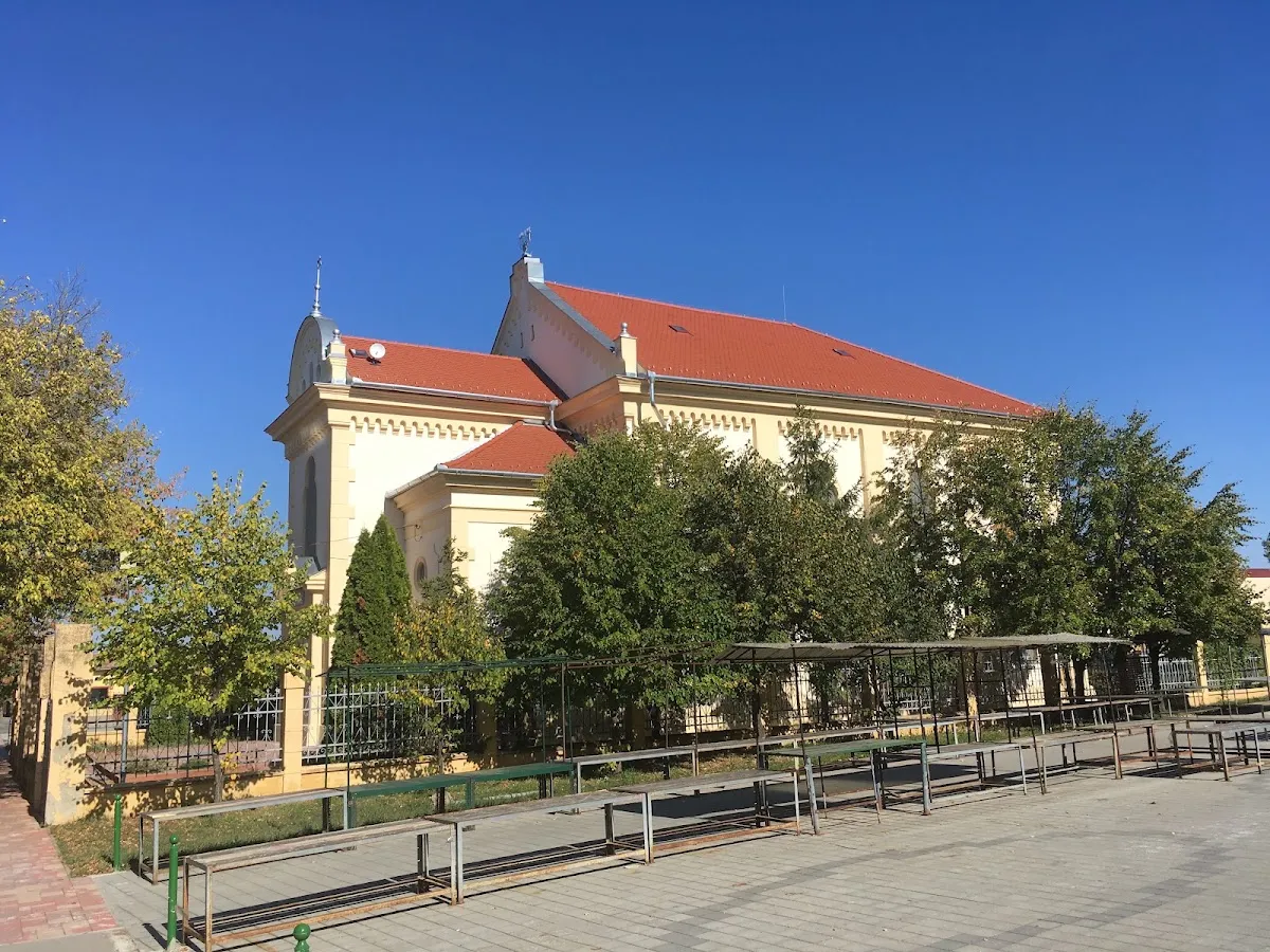 Karcagi Izraelita Hitközség zsinagógája — foto 4