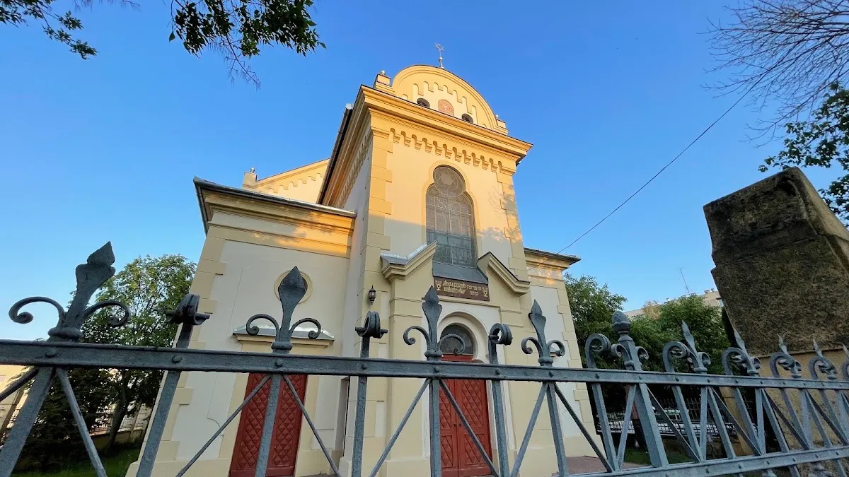 Karcagi Izraelita Hitközség zsinagógája — foto 8