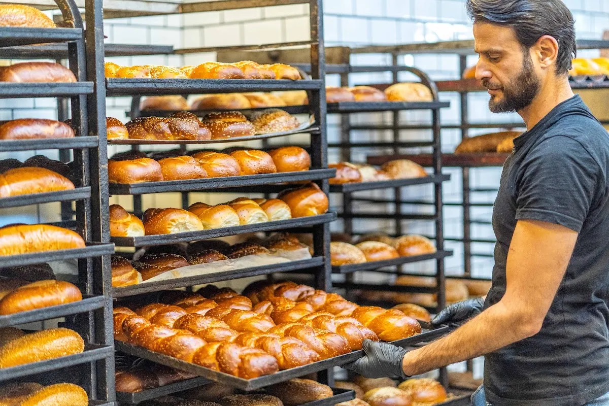 Katzir Bakery
