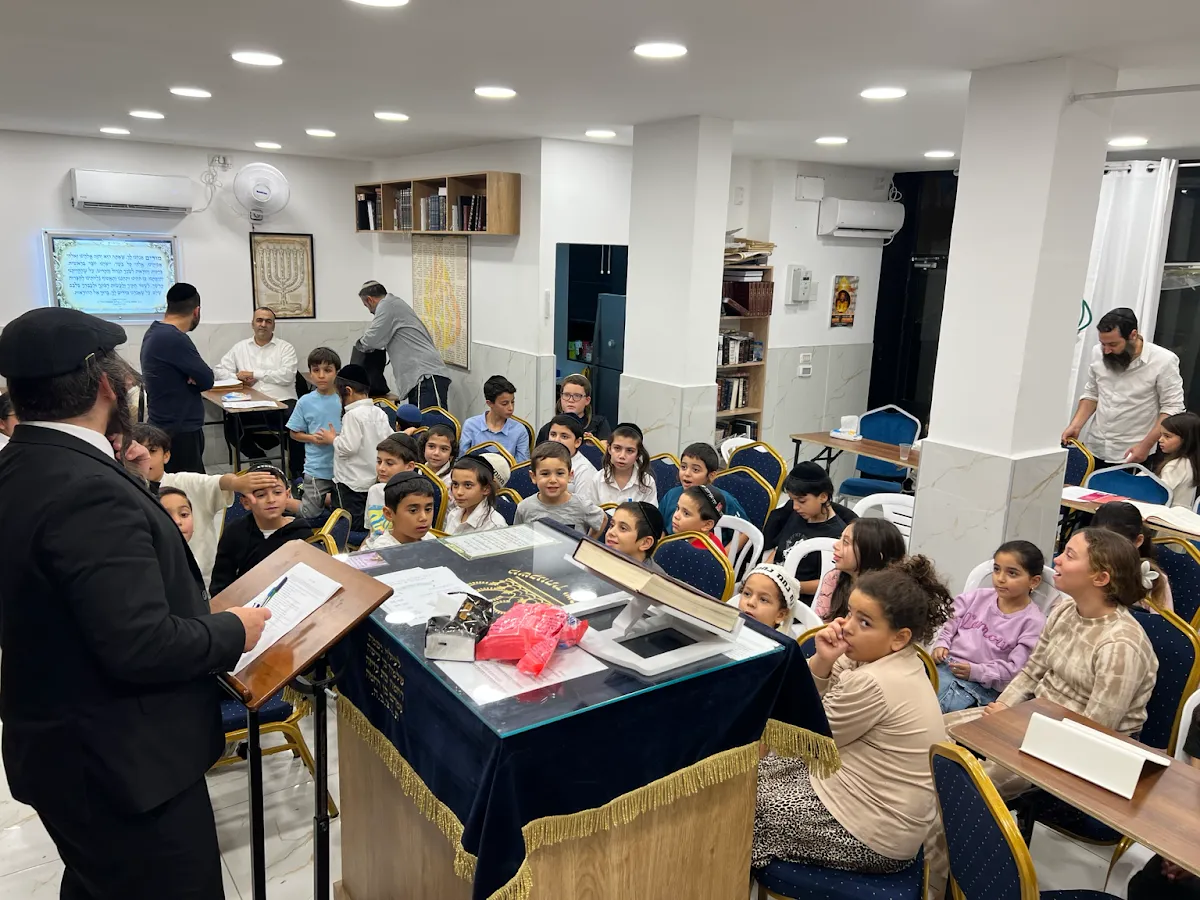 Kavod HaTorah Synagogue — foto 3