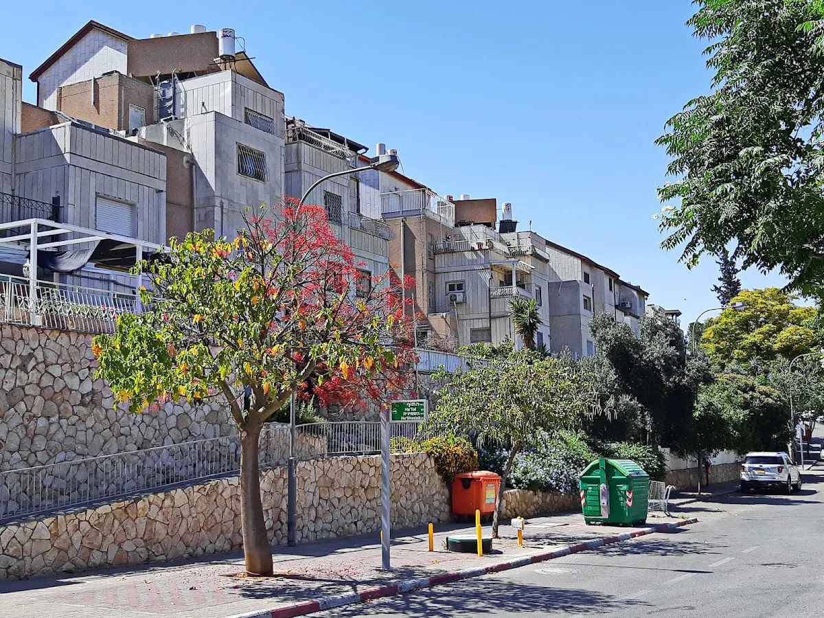 Kehal Chasidim Synagogue Ma'ale Adumim — foto 5