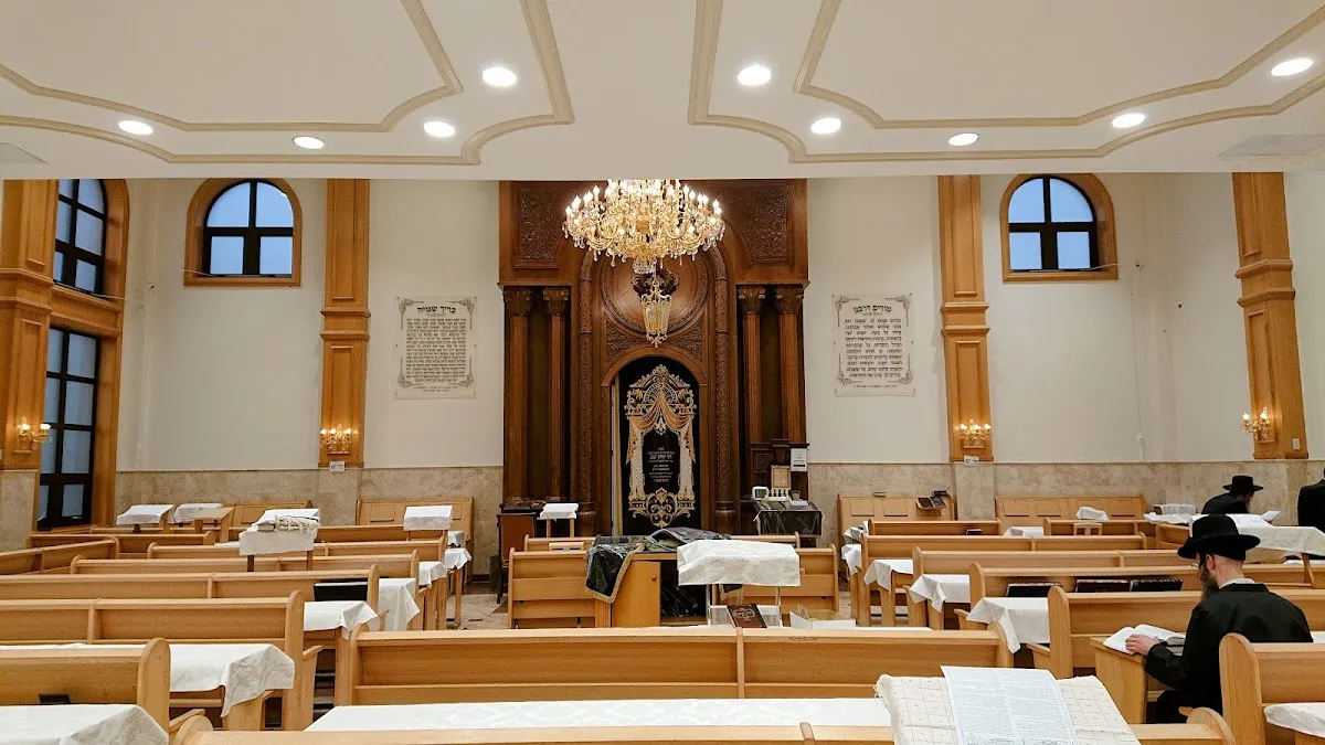Kehal Yetev Lev D'Satmar — photo 3
