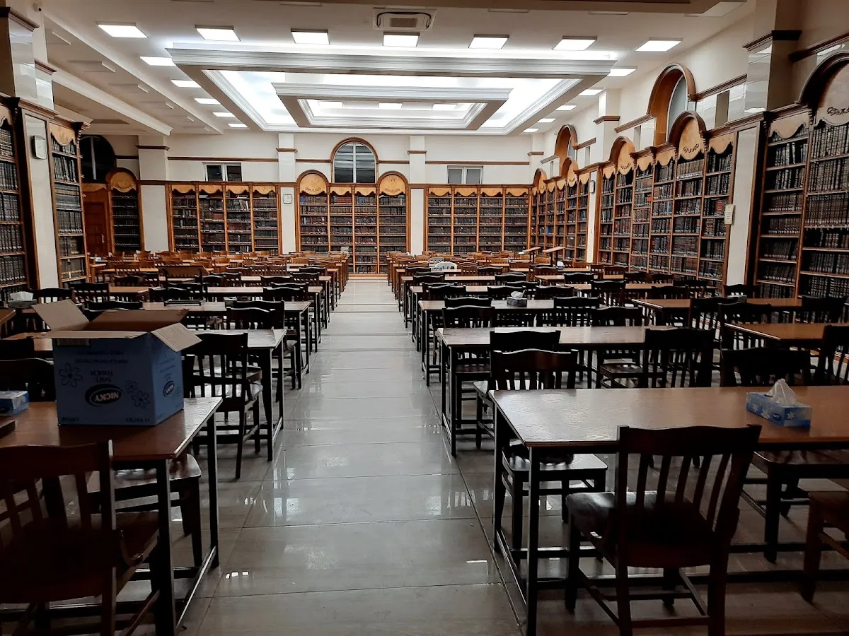Kehal Yetev Lev Satmar — photo 6