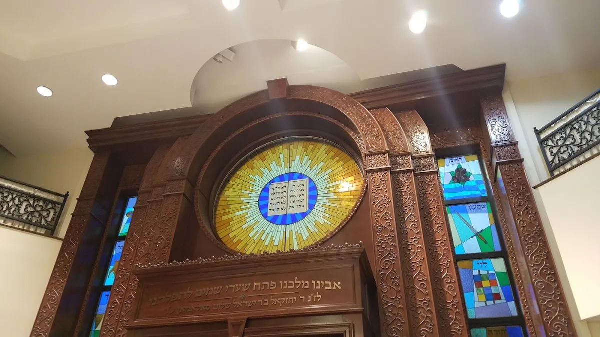 Kehillas Bais Yehudah Tzvi Of Cedarhurst (the Red Shul) — foto 7