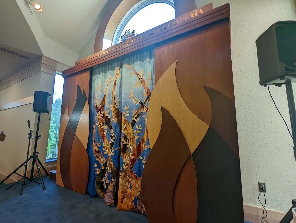 Kemp Mill Synagogue — foto 7