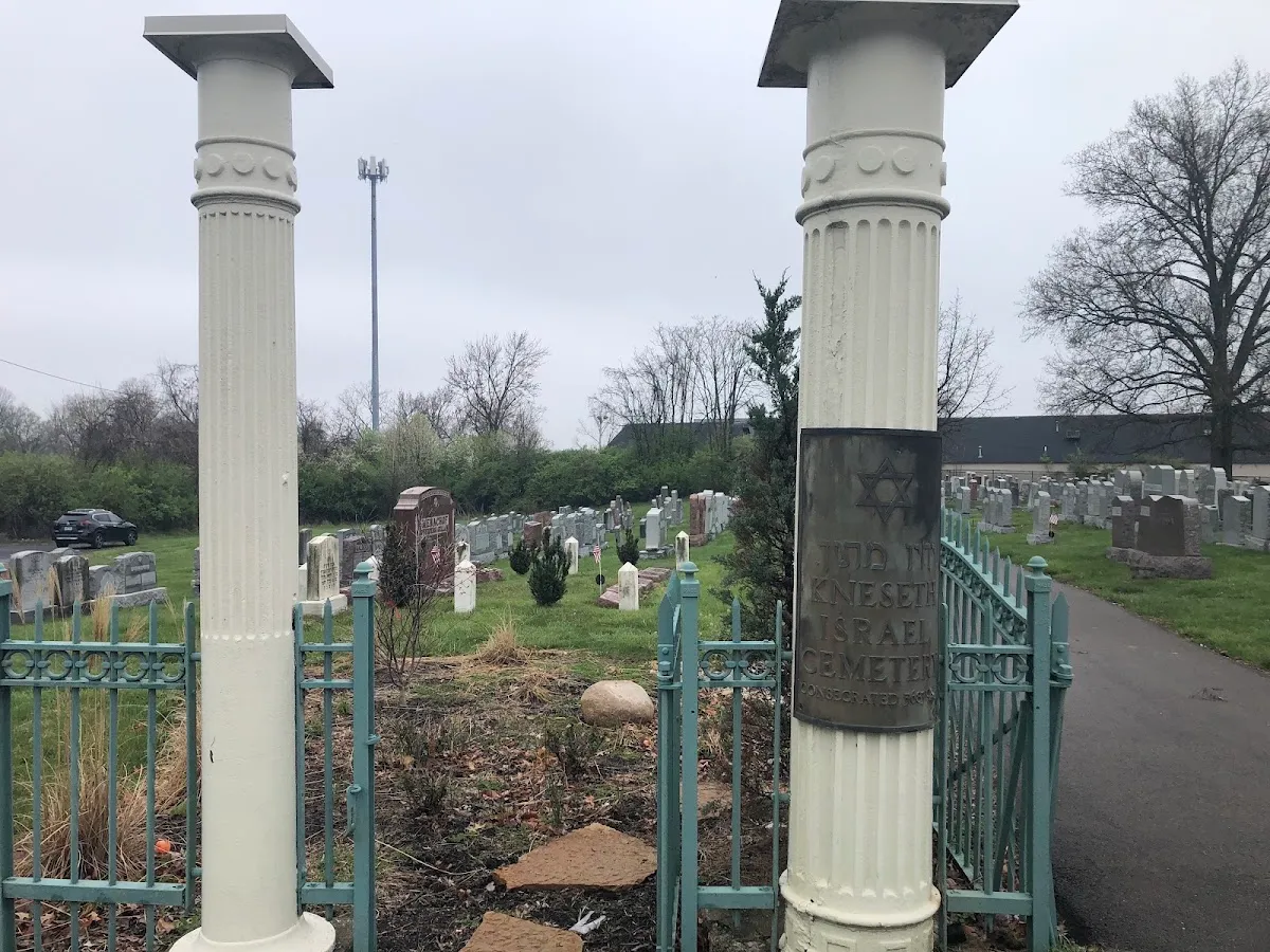 Kennseth Israel Cemetery — foto 5
