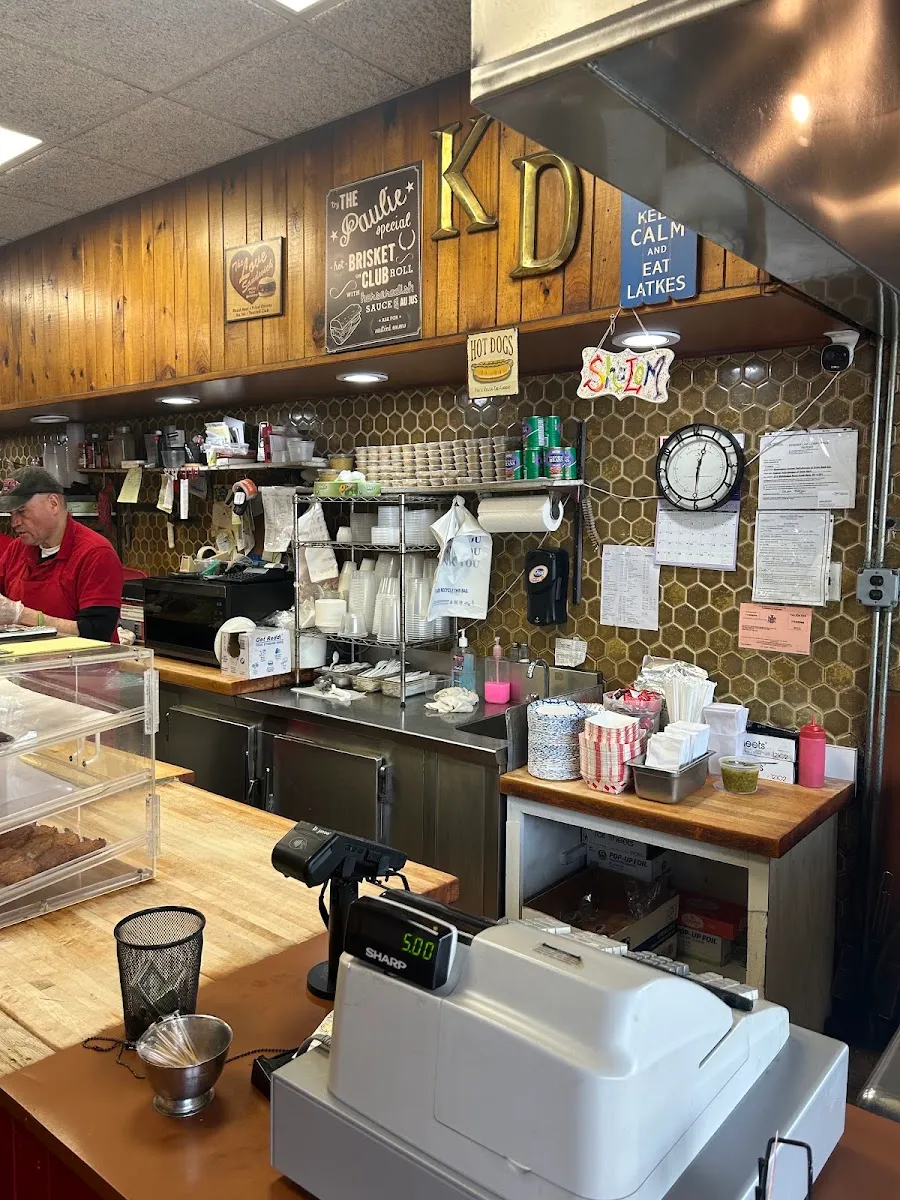 Kensington Kosher Delicatessen — foto 5