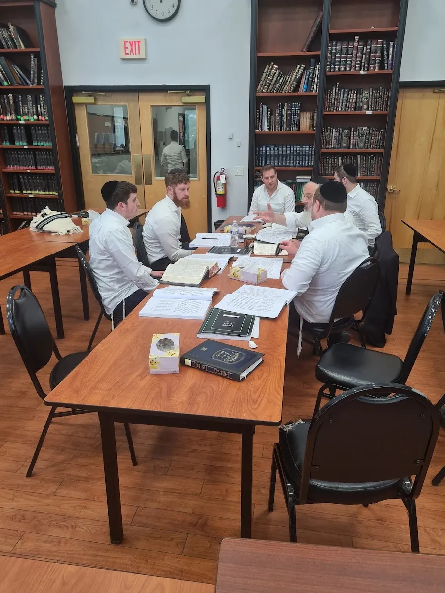 Keser Torah- Mayan Hatalmud — foto 5