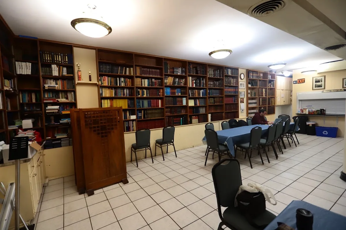 Kesher Israel — photo 6