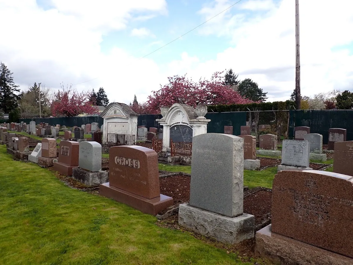 Kesser Israel Cemetery — foto 4