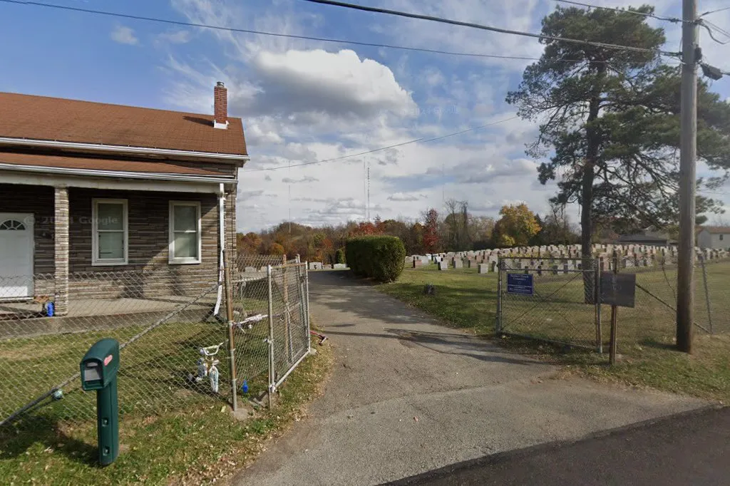 Kether Torah Cemetery — foto 2