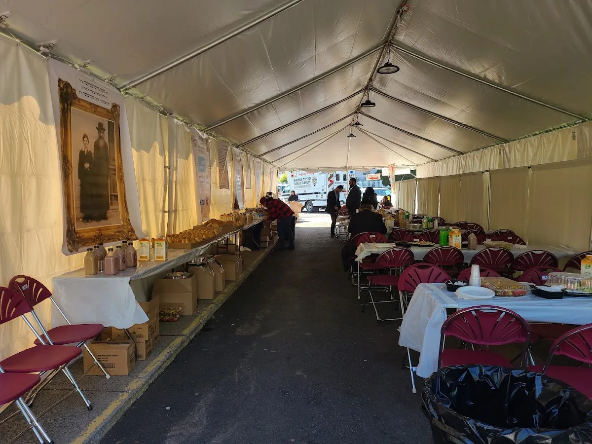 Kever de Rabbi Yehuda Tzvi Steiner — foto 7