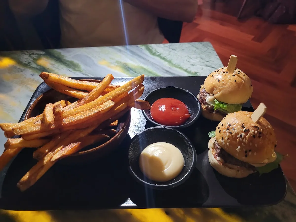 Kikkos Meat&Sushi — photo 5