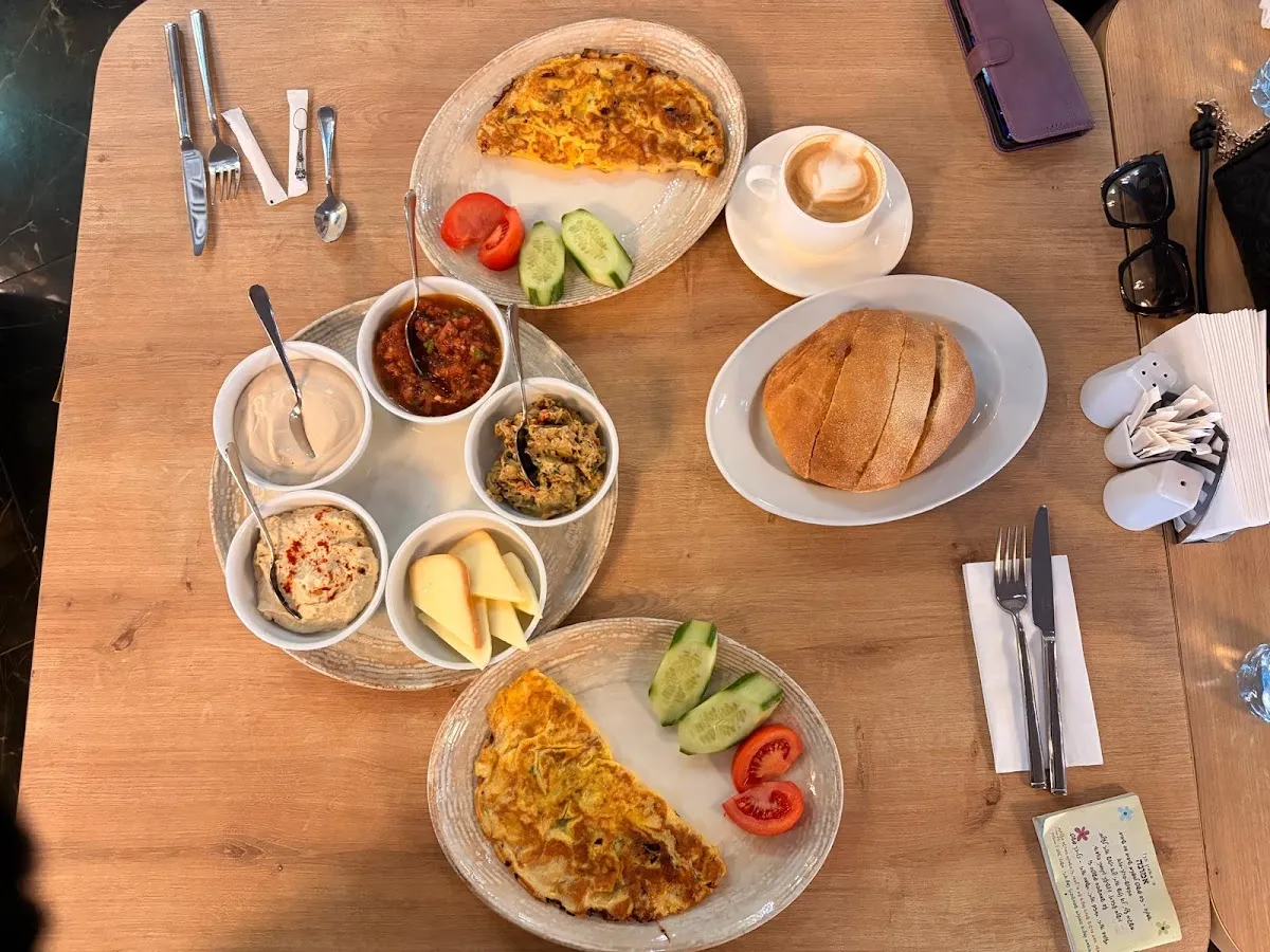 King Solomon Kohelet Kosher Restaurant — foto 2