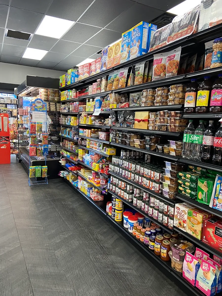 Kings Highway Glatt Meat — foto 10