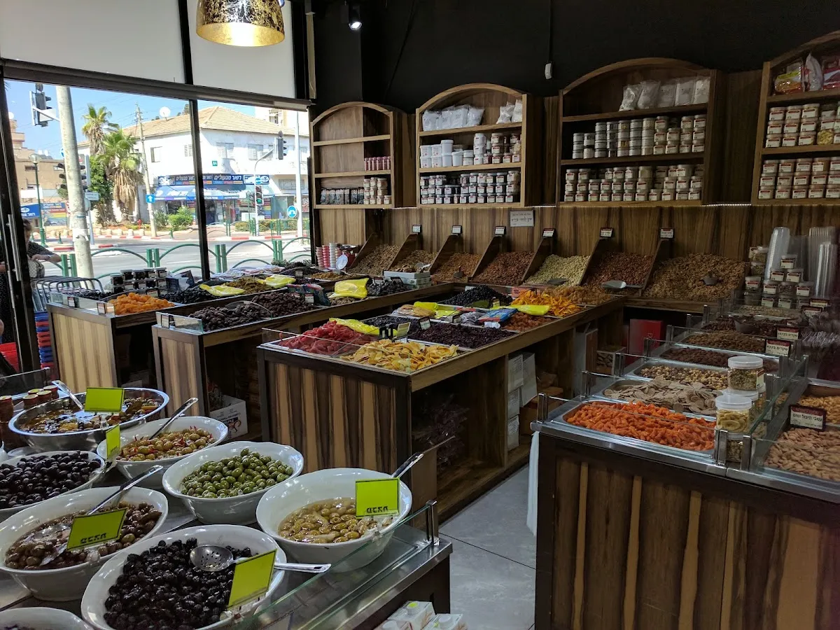 Kipa Aduma — foto 2