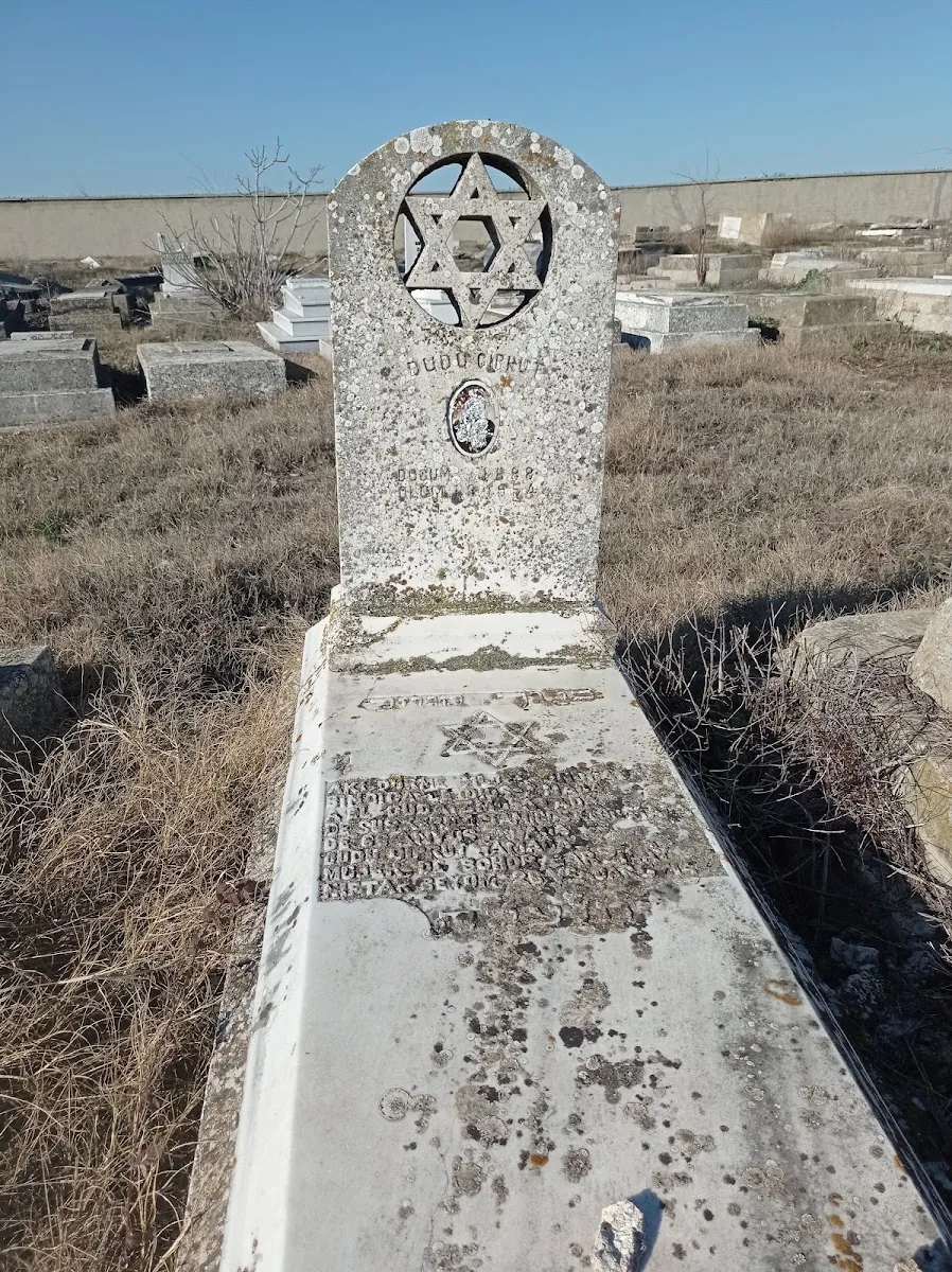 Kırklareli Musevi Cemaati Mezarlığı — foto 2