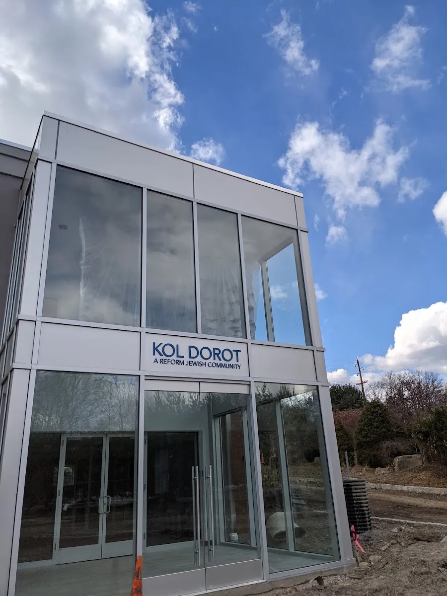Kol Dorot: A Reform Jewish Community