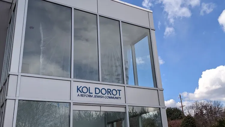 Kol Dorot: A Reform Jewish Community — foto 7