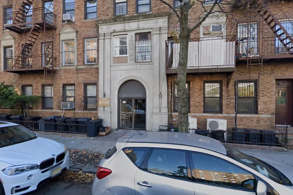 Kollel Beth Yechiel Mechil