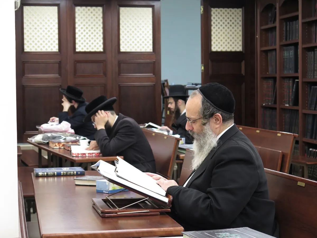 Kollel Chatzot Williamsburg — foto 2
