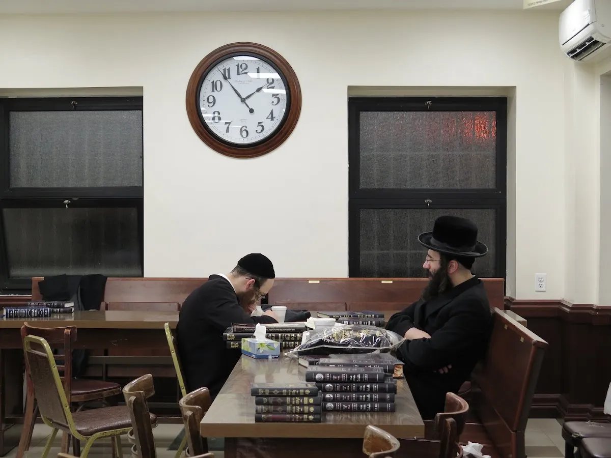 Kollel Chatzot Williamsburg — foto 3