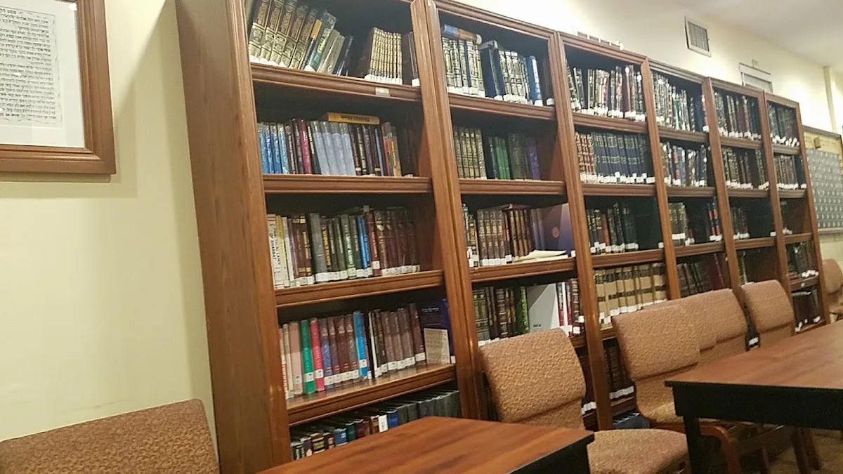 Kollel Ohr HaEmet — photo 8