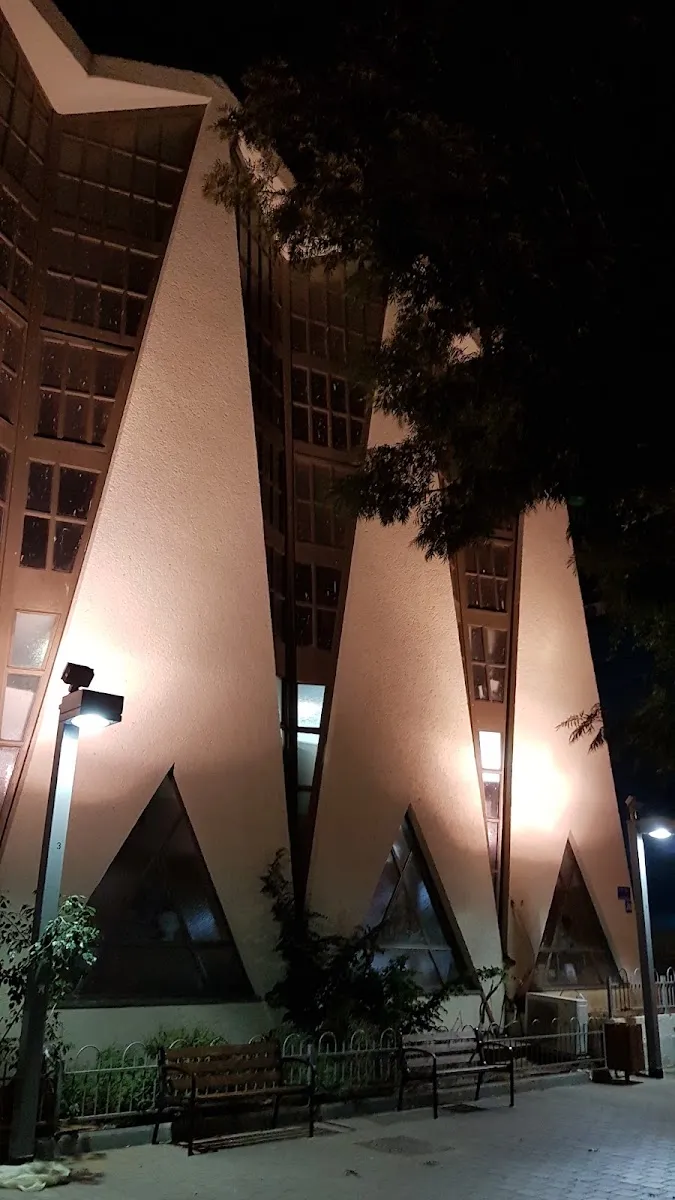 Komemiyut Avraham Synagogue (Goren)