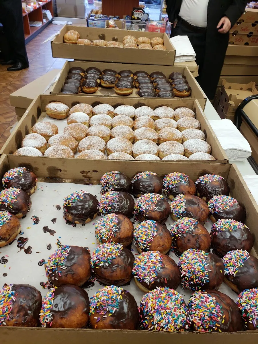 Korn's Bakery (Borough Park) — foto 2