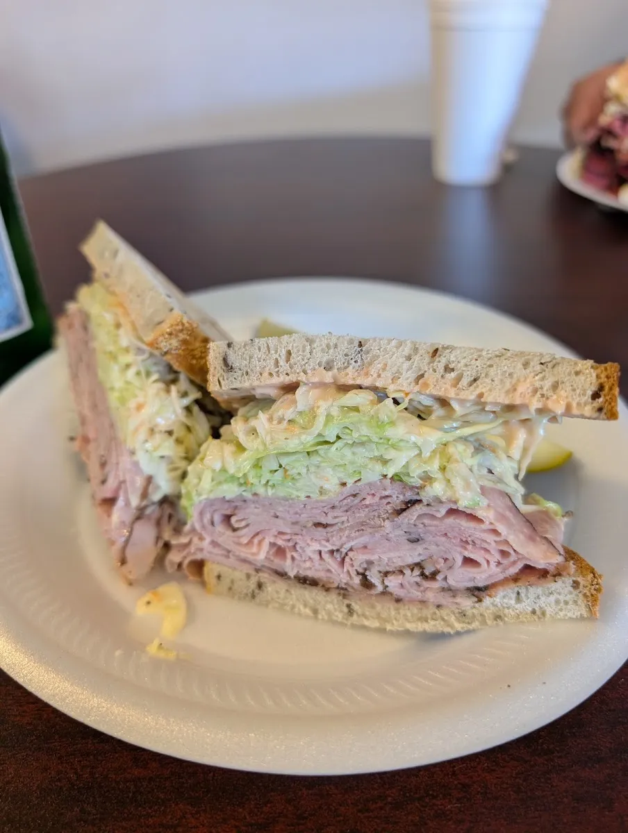 Kosher Bite Deli — foto 4
