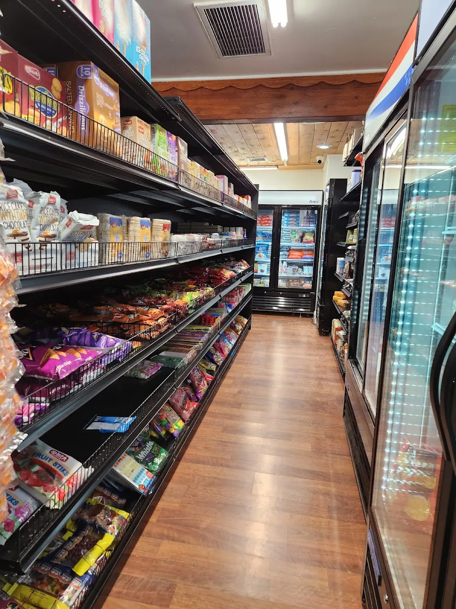 Kosher Canyon Grocery (Formerly Kosher Palace) — foto 5