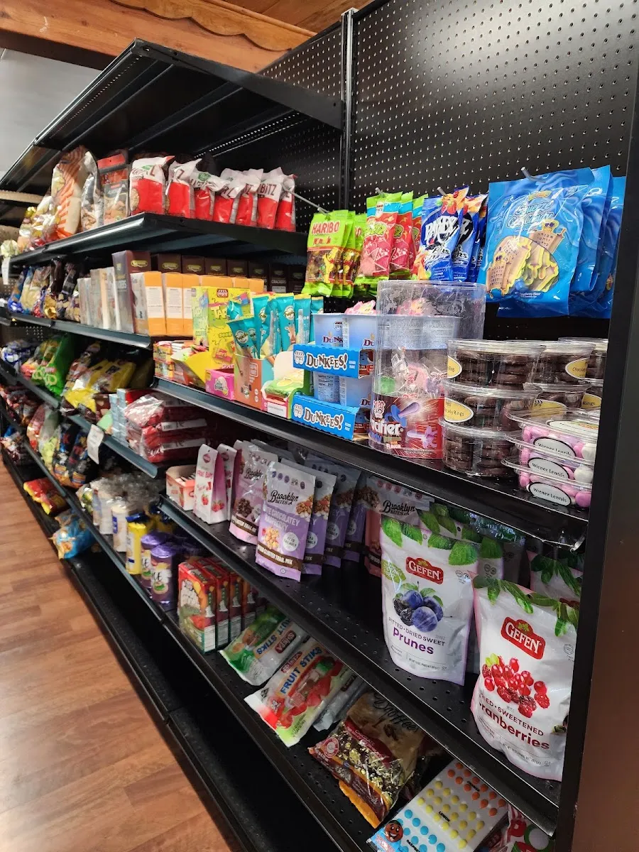 Kosher Canyon Grocery (Formerly Kosher Palace) — foto 7