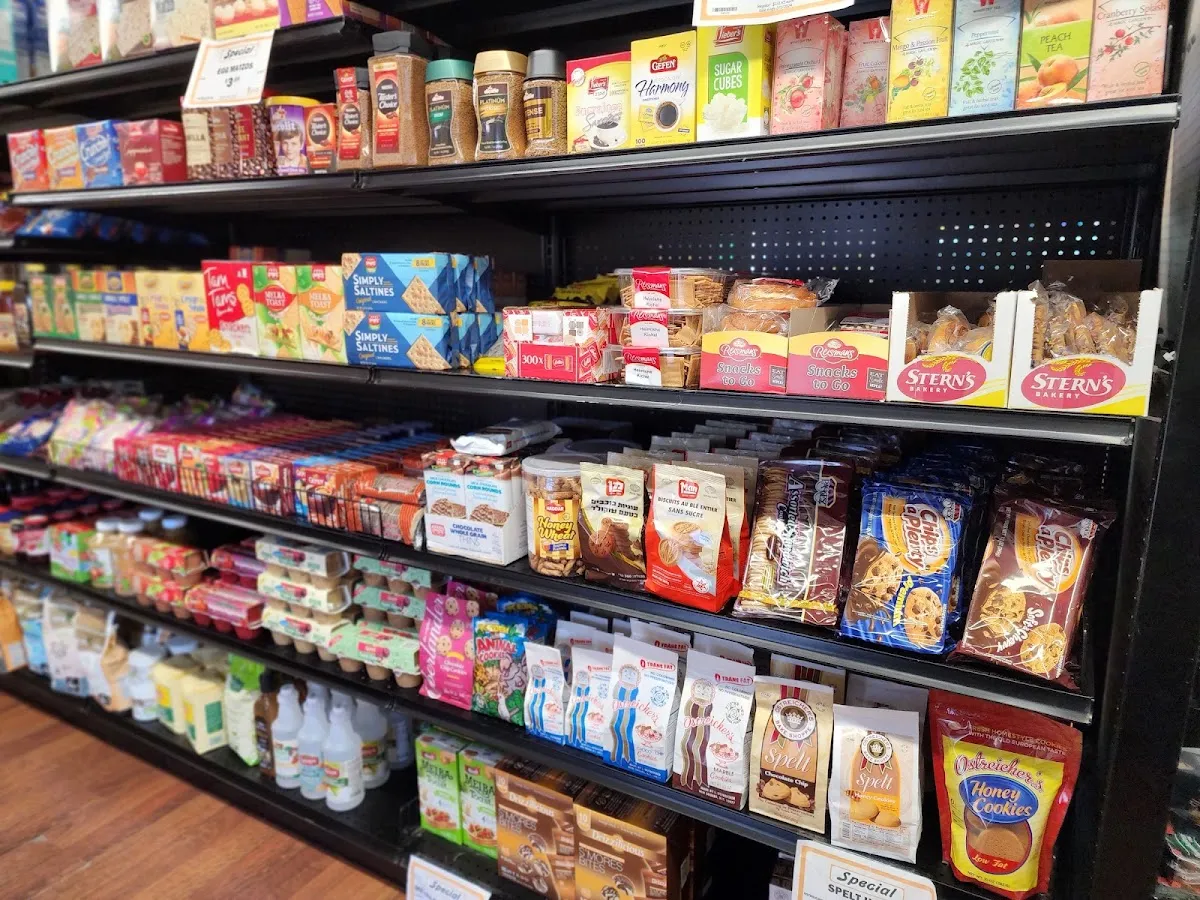 Kosher Canyon Grocery (Formerly Kosher Palace) — foto 8