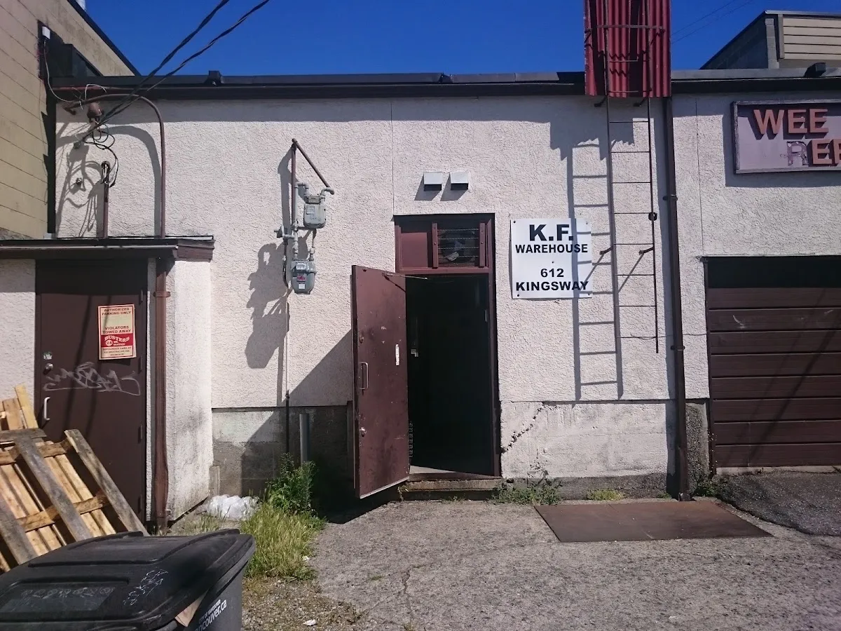 Kosher Food Warehouse — photo 10