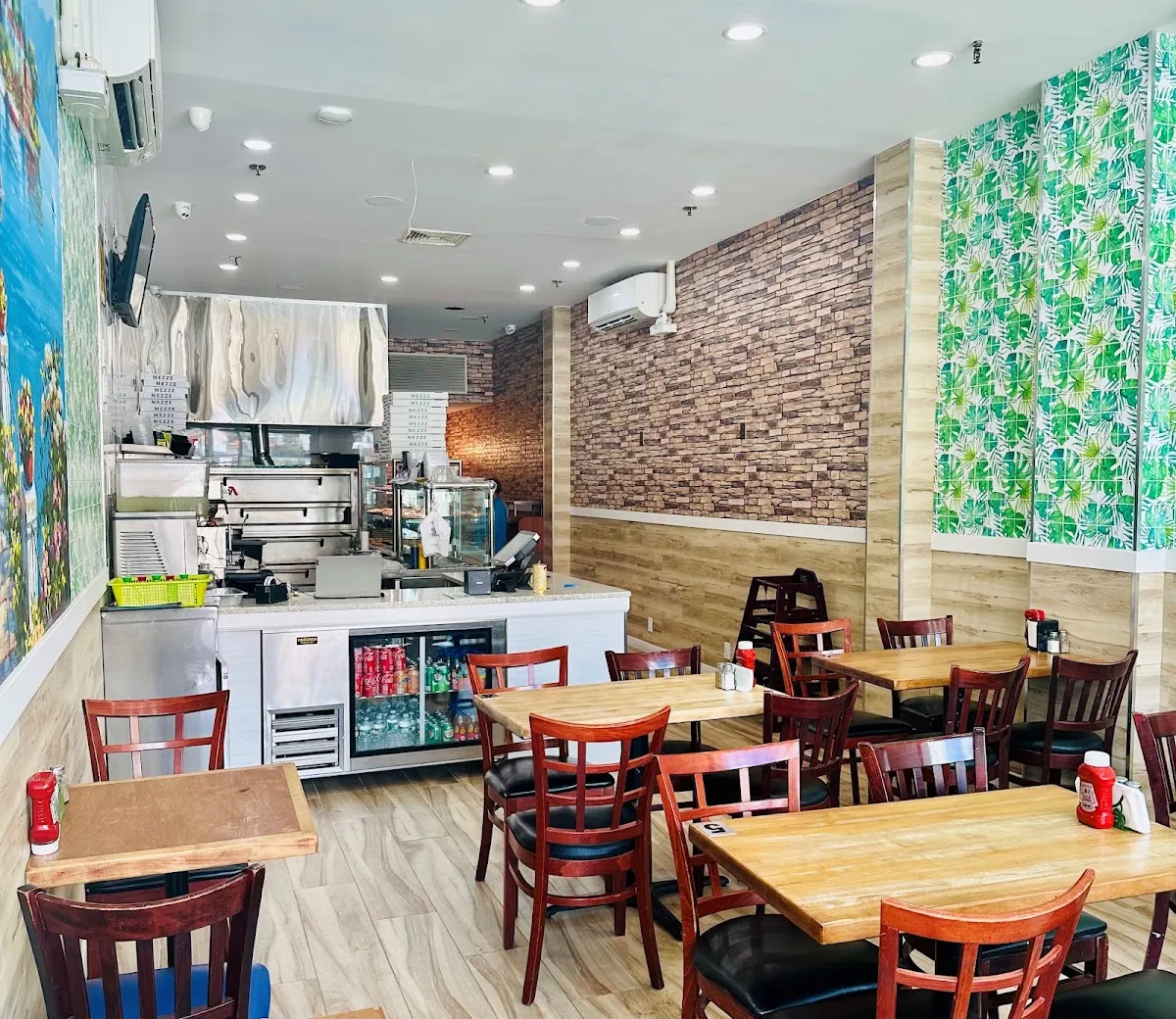 Kosher Mezze Pizzeria & Sushi